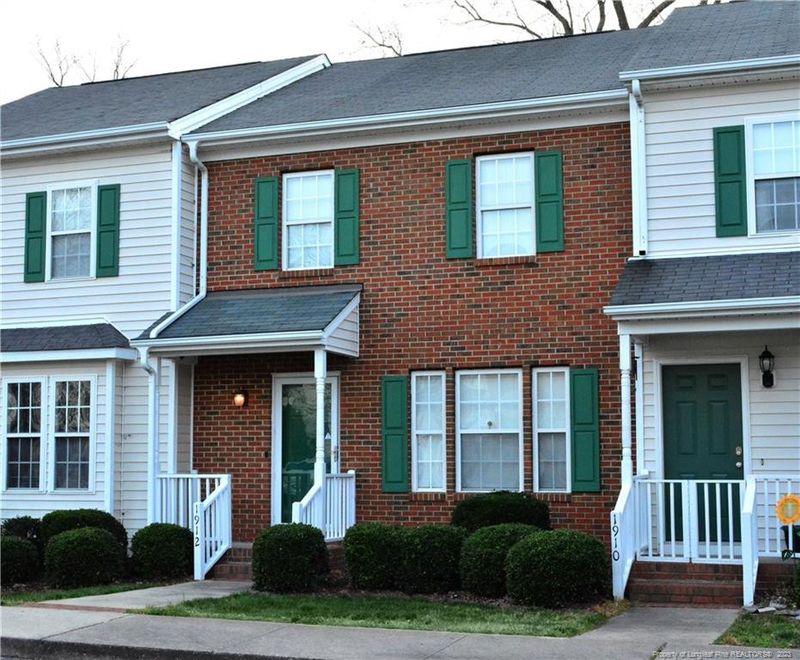 1912 Stroll Cir, Fuquay Varina, NC 27526