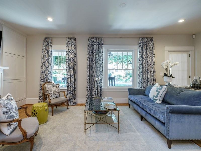 1912 Sunset Dr, Raleigh, NC 27608