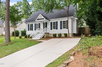 1913 Kelly Glen Dr, Apex, NC 27502