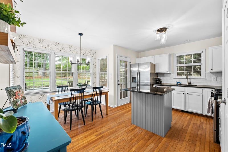 1913 Kelly Glen Dr, Apex, NC 27502