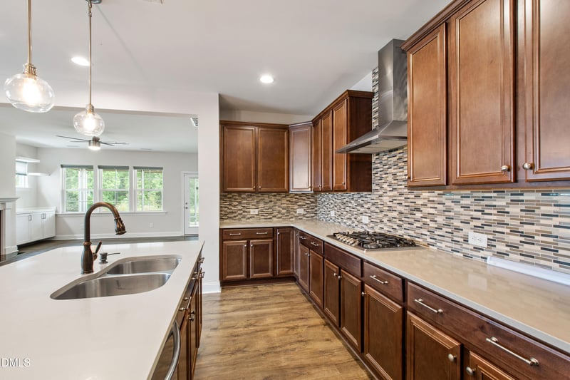 1913 Stanlake Dr, Apex, NC 27502