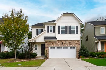 1913 Stanlake Dr, Apex, NC 27502