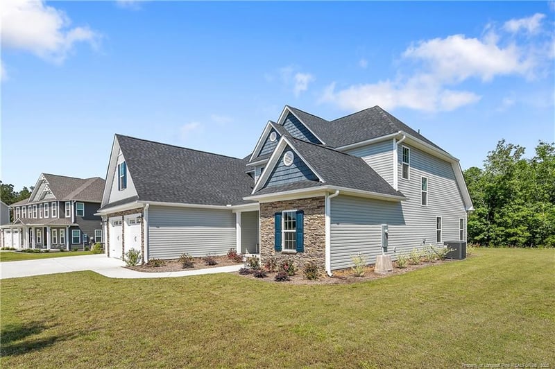 1914 Thomas Wood Dr Lot 74, Fayetteville, NC 28306