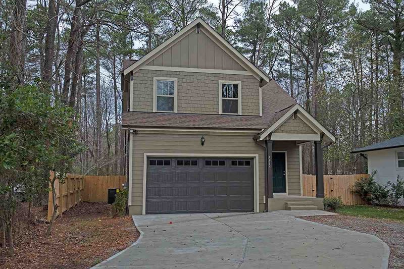 1915 Edgerton Dr, Durham, NC 27703