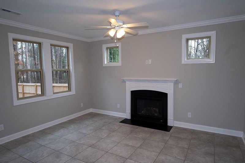 1915 Edgerton Dr, Durham, NC 27703