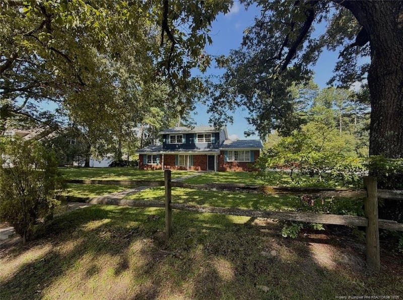 1915 Partridge Dr, Fayetteville, NC 28304