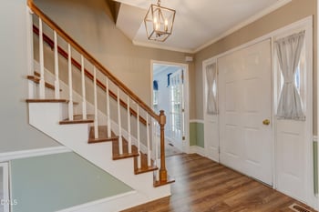 1915 Woodhue Dr, Burlington, NC 27215