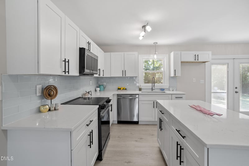 1916 Carr Creek Rd, Sanford, NC 27332