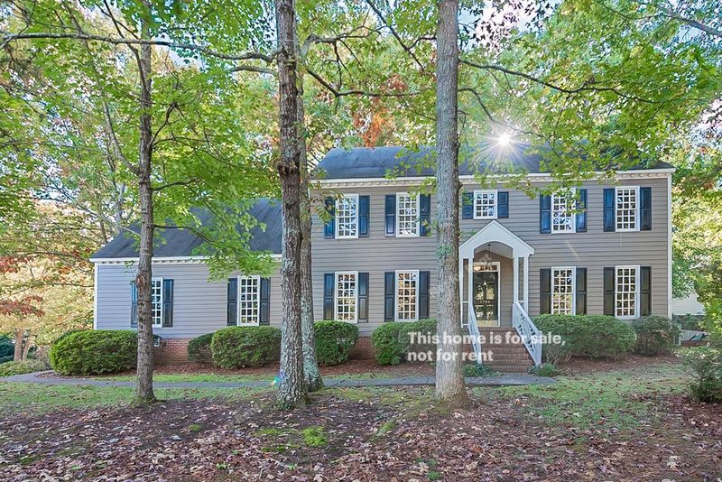 1916 Carrington Dr, Raleigh, NC 27615