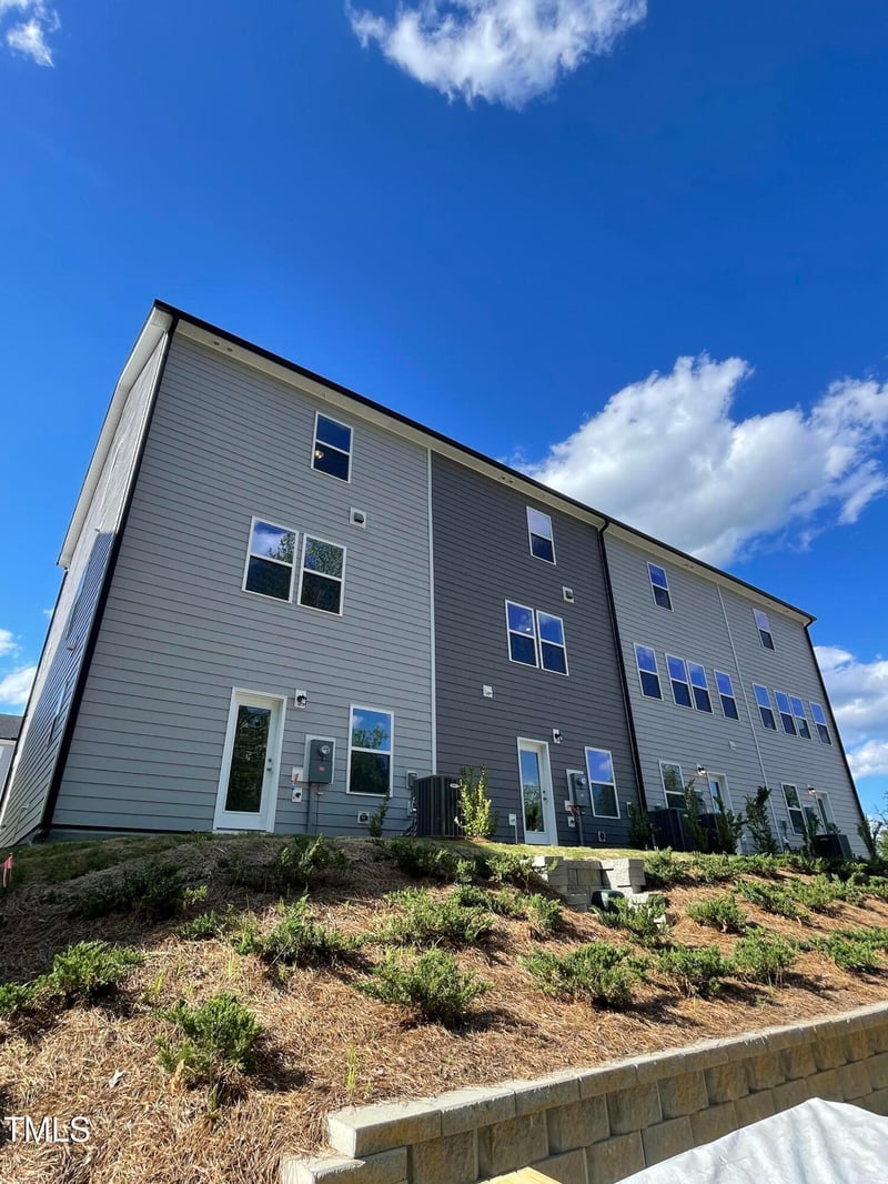 1916 Fishamble St #22, Fuquay Varina, NC 27526