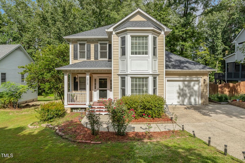 1916 Kelly Glen Dr, Apex, NC 27502