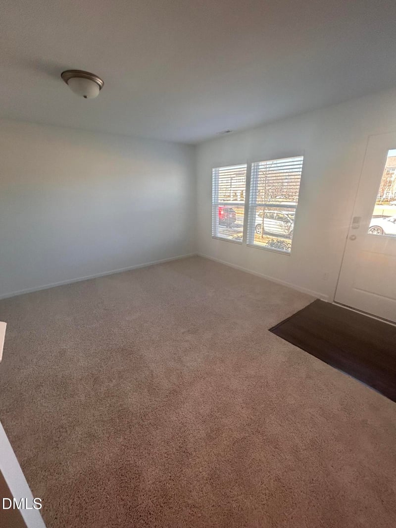 1916 Oak City Ln, Raleigh, NC 27610