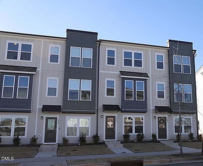 1916 Oak City Ln, Raleigh, NC 27610