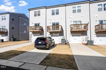 1916 Oak City Ln, Raleigh, NC 27610