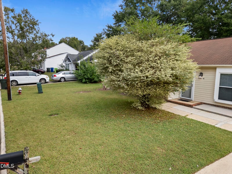 1916 Riverknoll Dr, Raleigh, NC 27610