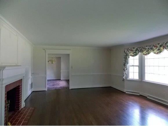1916 Shirley Dr, Burlington, NC 27215