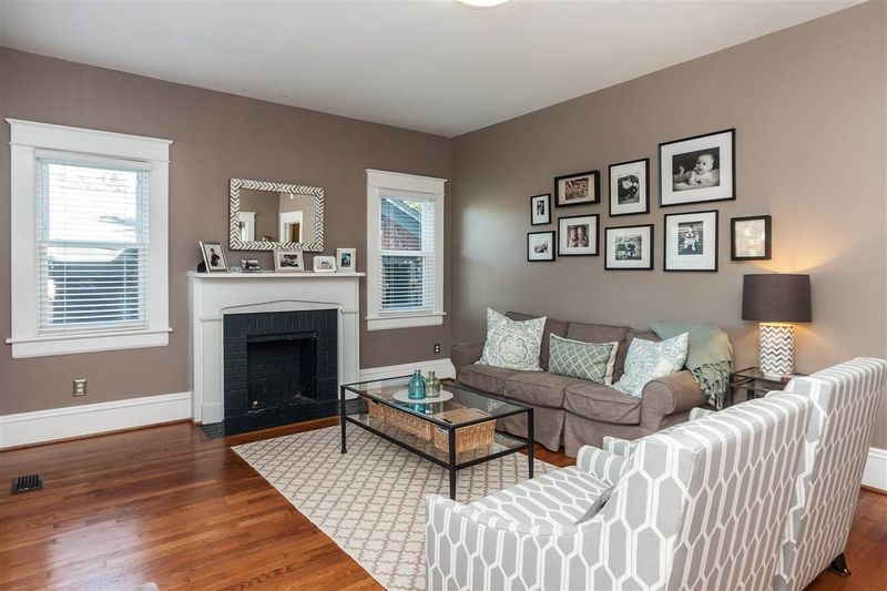 1916 Sunset Dr, Raleigh, NC 27608