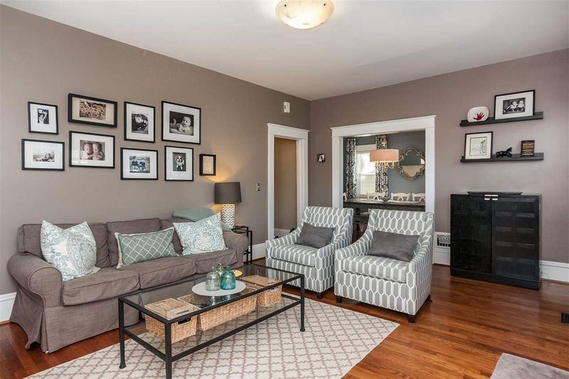 1916 Sunset Dr, Raleigh, NC 27608