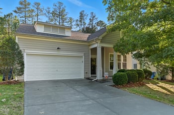 1916 Woodsdale Dr, Durham, NC 27703