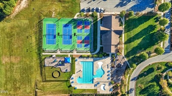 1916 Woodsdale Dr, Durham, NC 27703