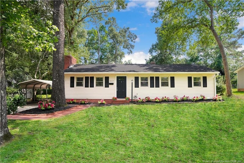 1917 Cherokee Dr, Fayetteville, NC 28303