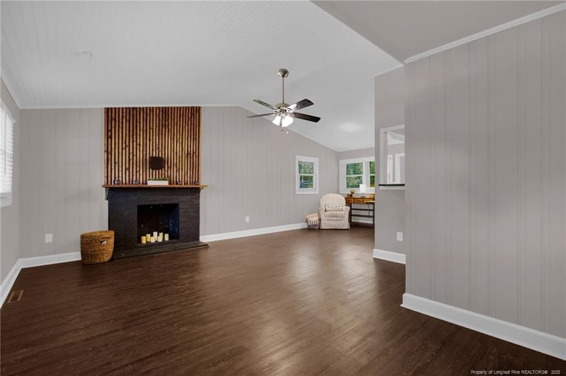 1917 Cherokee Dr, Fayetteville, NC 28303