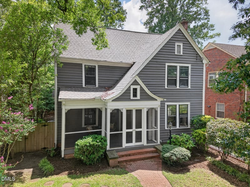 1917 Club Blvd, Durham, NC 27705