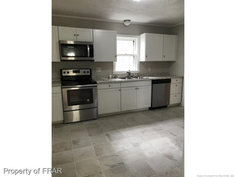 1917 Lee Ave, Sanford, NC 27330