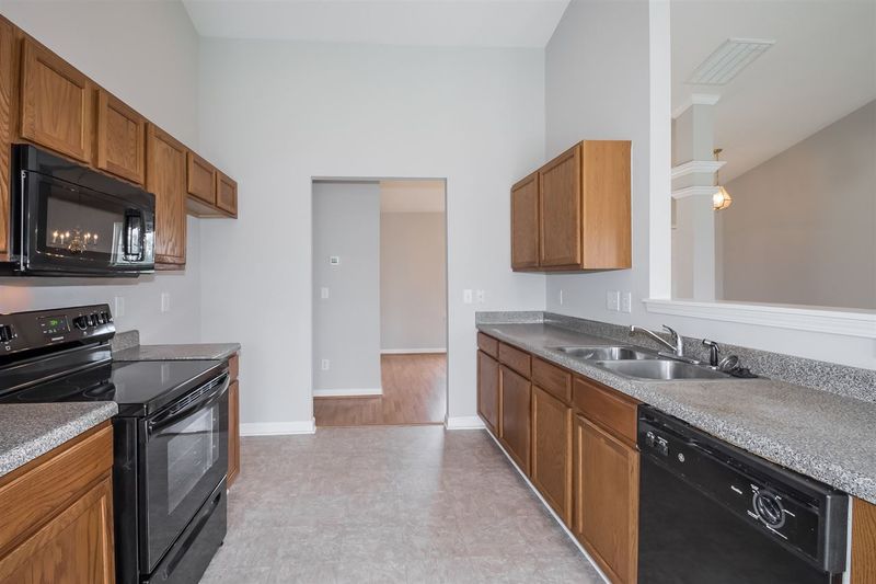 1917 Maple Sugar Ln, Fuquay Varina, NC 27526