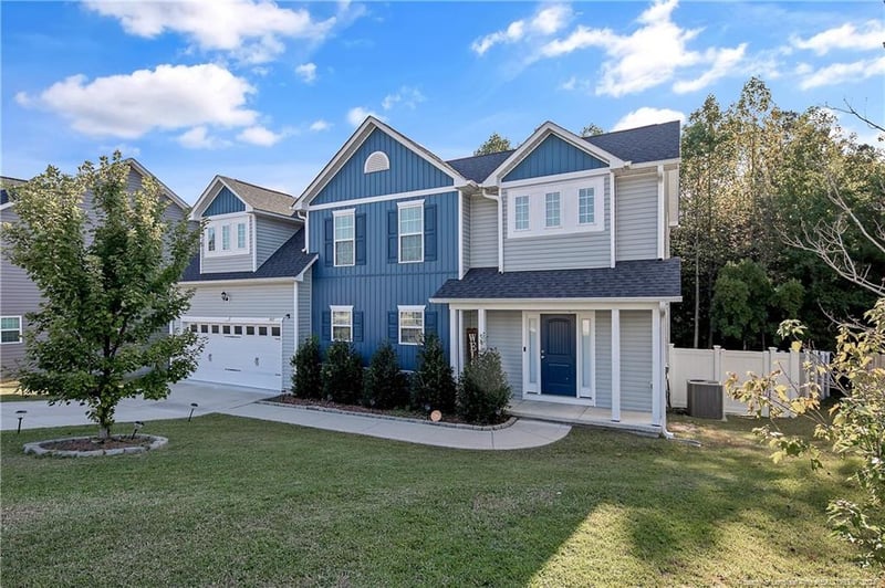 1917 Shady Knolls Ln, Fayetteville, NC 28314