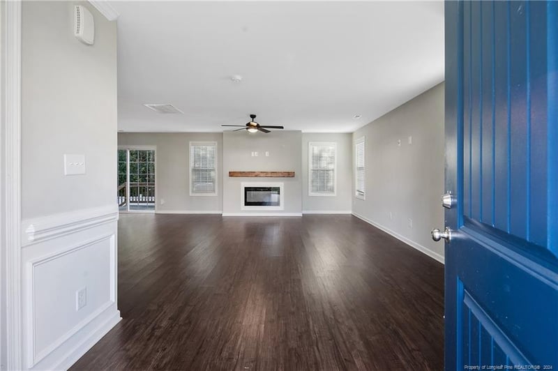 1917 Shady Knolls Ln, Fayetteville, NC 28314