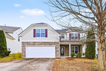 1918 Woodsdale Dr, Durham, NC 27703