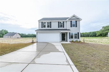 1919 Bulldog Ln, Hope Mills, NC 28348