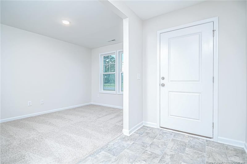 1919 Bulldog Ln, Hope Mills, NC 28348