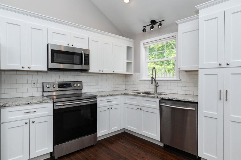 1919 Cecil St, Durham, NC 27707