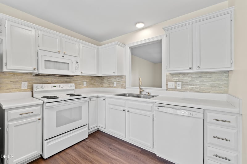 1919 Stroll Cir, Fuquay Varina, NC 27526