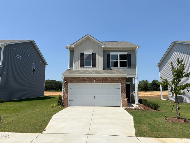 192 Bruce Dr, Dunn, NC 28334
