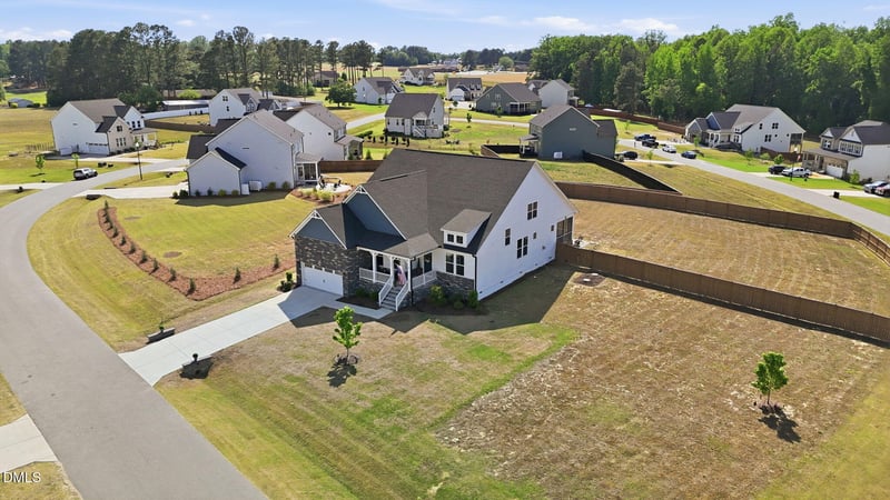 192 Castle Pond Way, Fuquay Varina, NC 27526