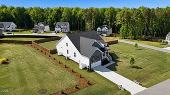 192 Castle Pond Way, Fuquay Varina, NC 27526