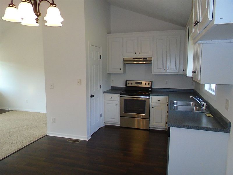 192 Clearwater Dr, Smithfield, NC 27577