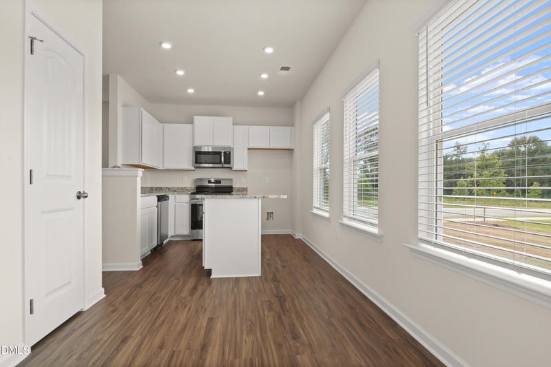 192 Courtside Dr, Dunn, NC 28334