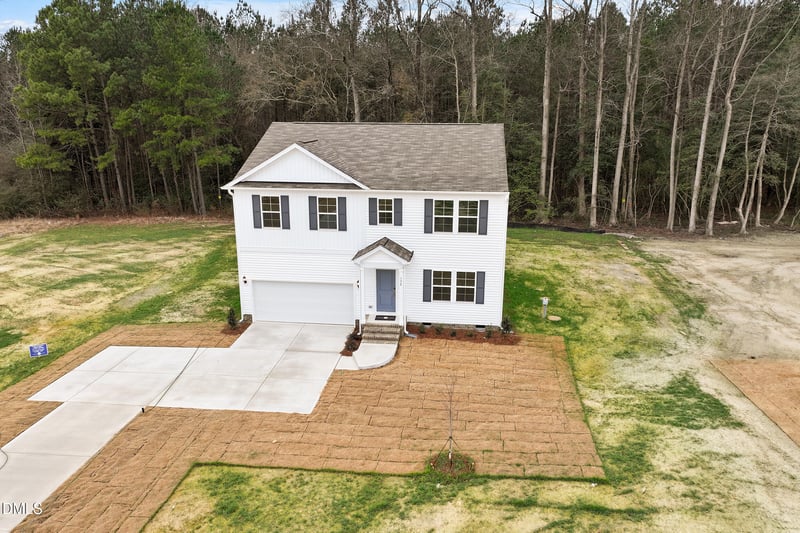 192 Harriette Ct, Lillington, NC 27546