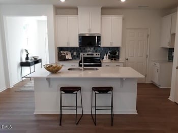 192 Parker Ln, Mebane, NC 27302