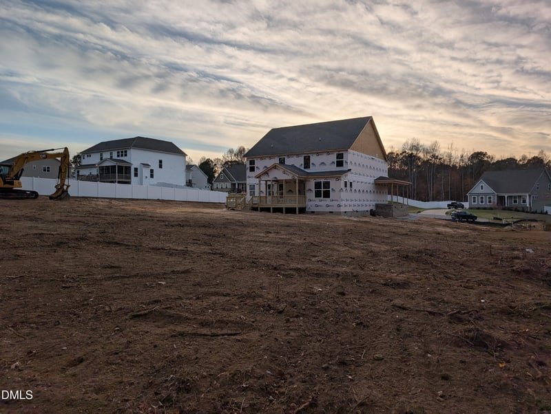 192 Quail Point Cir, Clayton, NC 27520