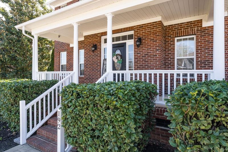 192 River Knoll Dr, Clayton, NC 27527