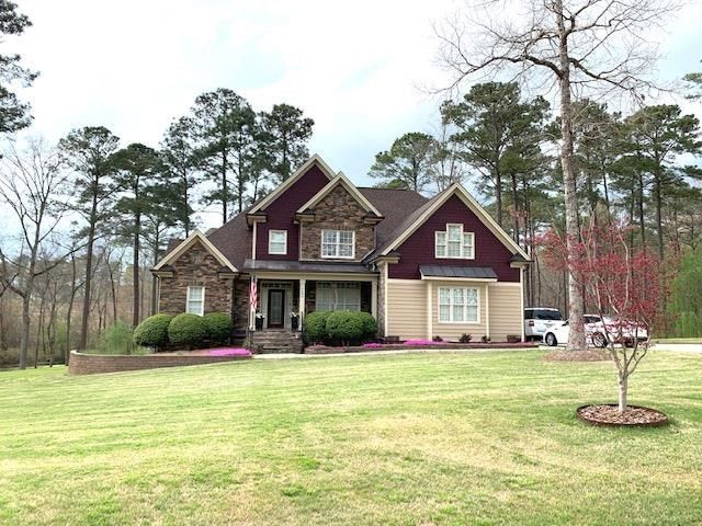 192 Silverside Dr, Angier, NC 27501