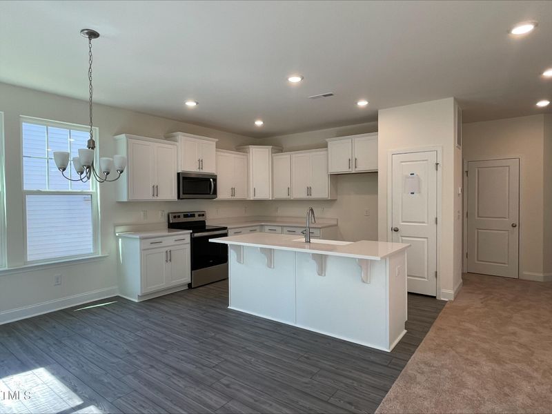 192 Still Hand Dr, Clayton, NC 27527