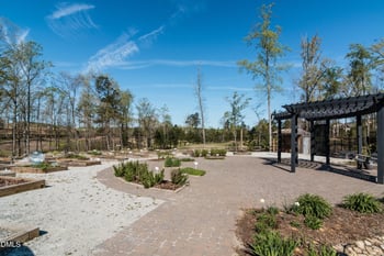 1920 Green Oaks Pw, Holly Springs, NC 27540