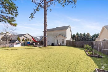 1920 Sir Michael Dr, Hope Mills, NC 28348