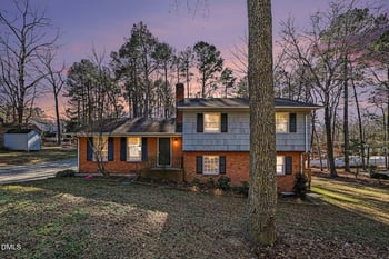 1920 White Plains Rd, Chapel Hill, NC 27517